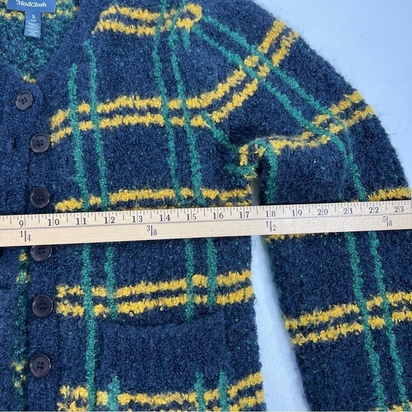 Modcloth Boucle Knit Button Front Cardigan Sweater Women's Small Green Plaid - Picture 6 of 7